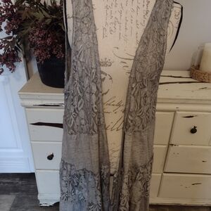 Entro Gray Lace Open Front Vest
